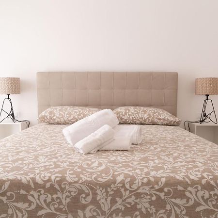 Casa Anna By Home080 - Puglia Mia Apartments Монополи Екстериор снимка